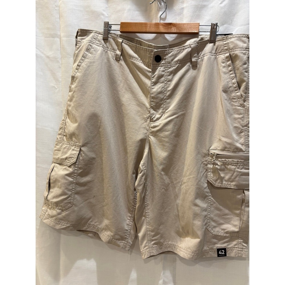 Urban Pipeline Cargo‎ Shorts Khaki Size 42 Flat Front Hits At Knee